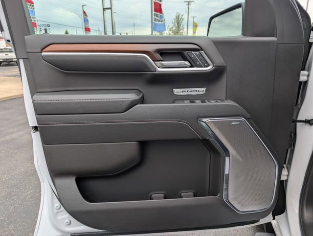 Used 2024 GMC Sierra 1500 Denali w/ Technology Package image 9