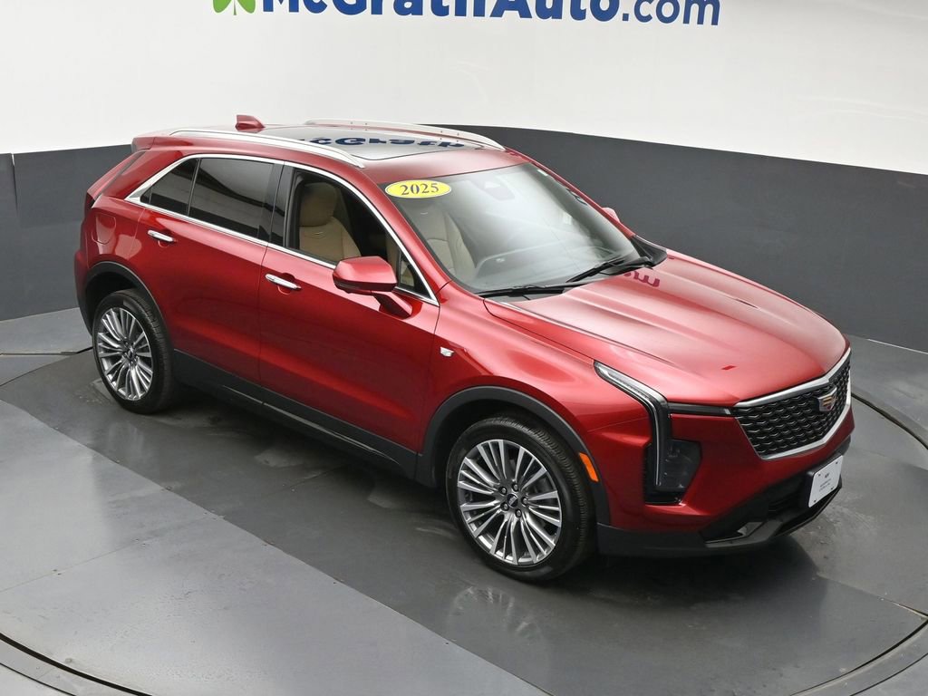 Certified 2025 Cadillac XT4 Premium Luxury w/ Technology Package AWD/4WD image 3