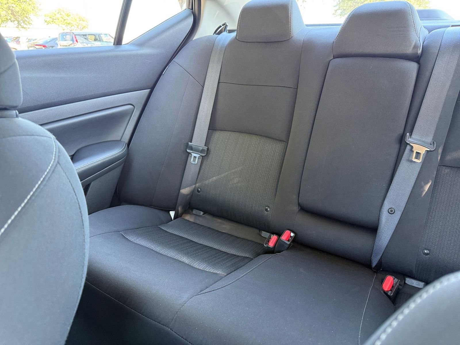 Used 2025 Nissan Altima 2.5 SV FWD image 39