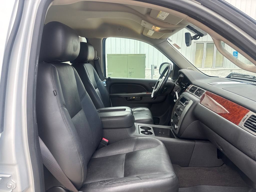 Used 2013 GMC Sierra 1500 SLT w/ SLT Convenience Package AWD/4WD image 23