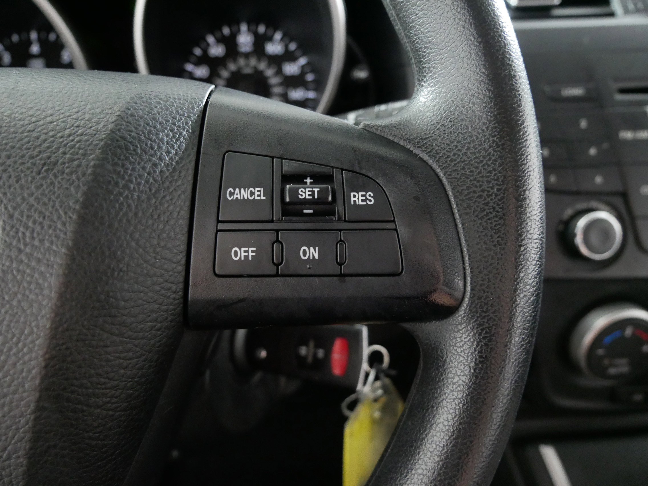 Used 2015 MAZDA MAZDA5 Sport image 28