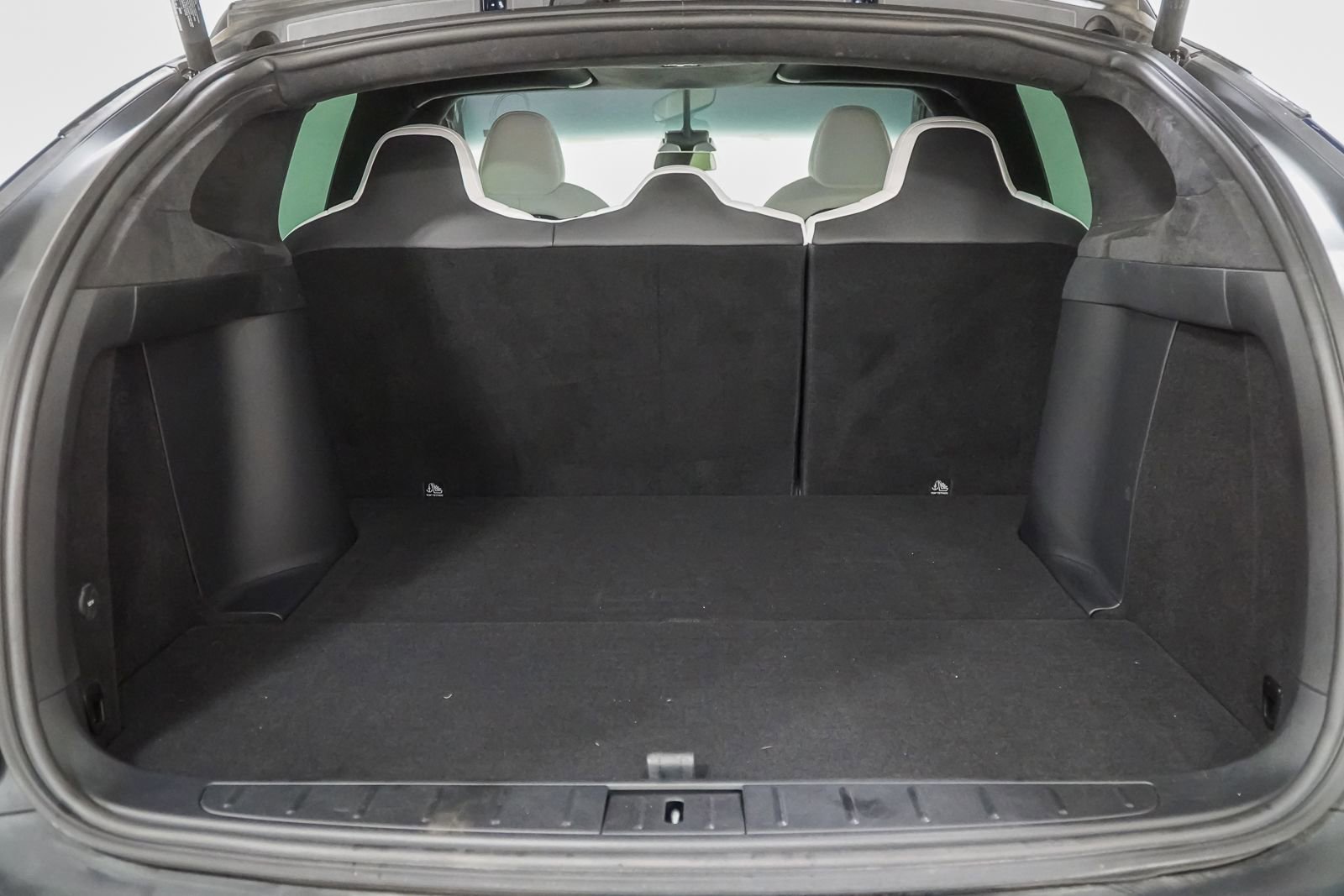 Used 2021 Tesla Model X Long Range image 9