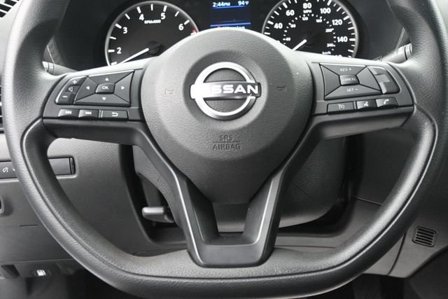 Used 2025 Nissan Sentra S w/ Lighting Package FWD image 17