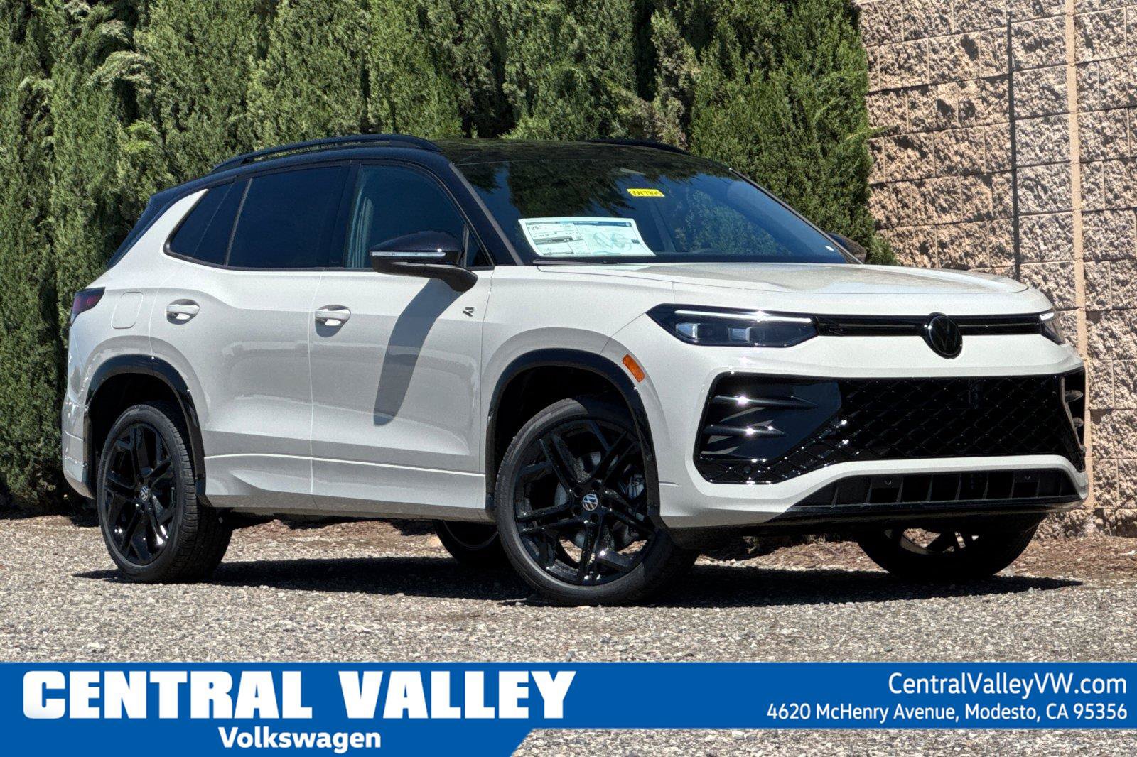 New 2026 Volkswagen Tiguan SE R-Line