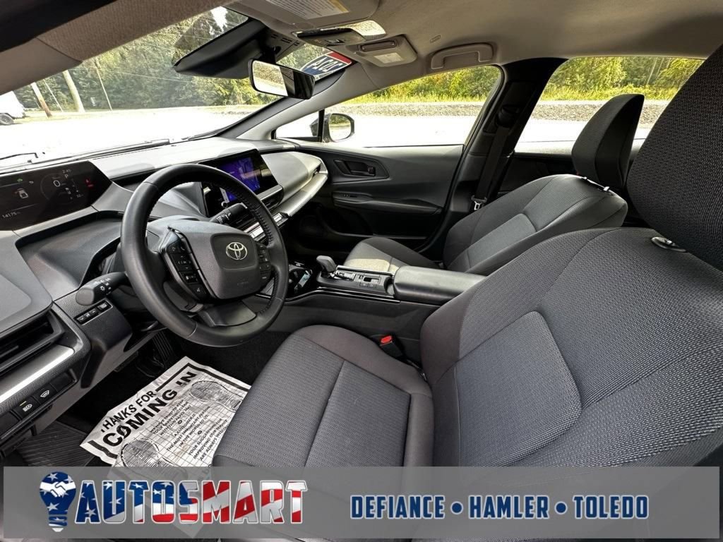 Used 2024 Toyota Prius LE image 16