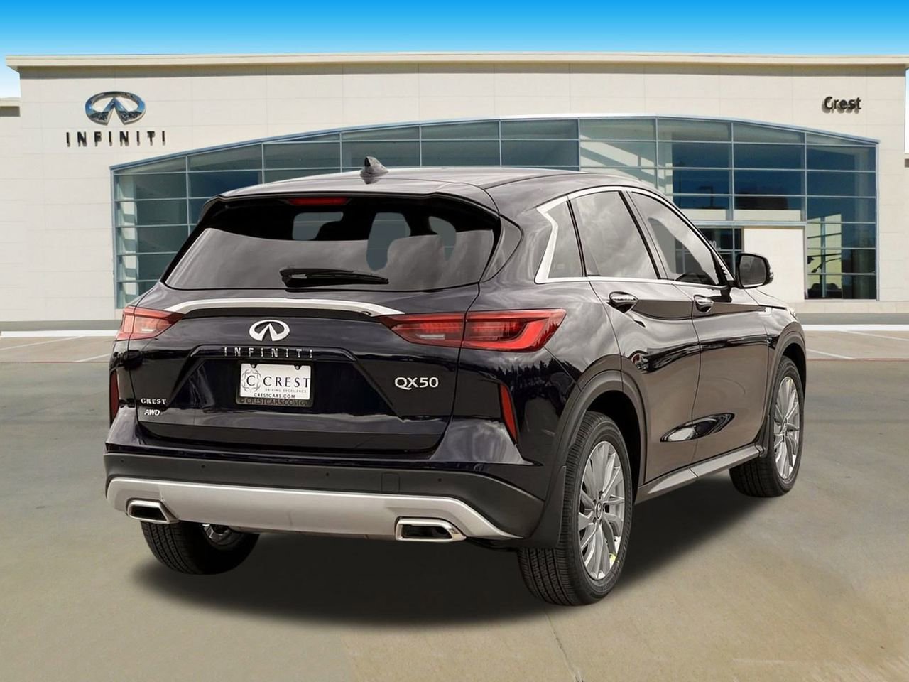 New 2025 INFINITI QX50 Pure image 3