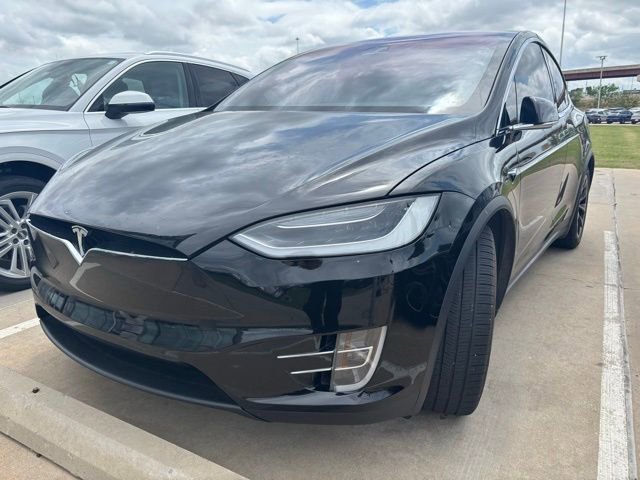 Used 2018 Tesla Model X 75D image 1