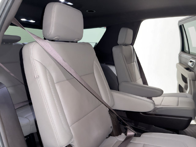 Used 2022 Chevrolet Tahoe LT w/ Luxury Package RWD image 19