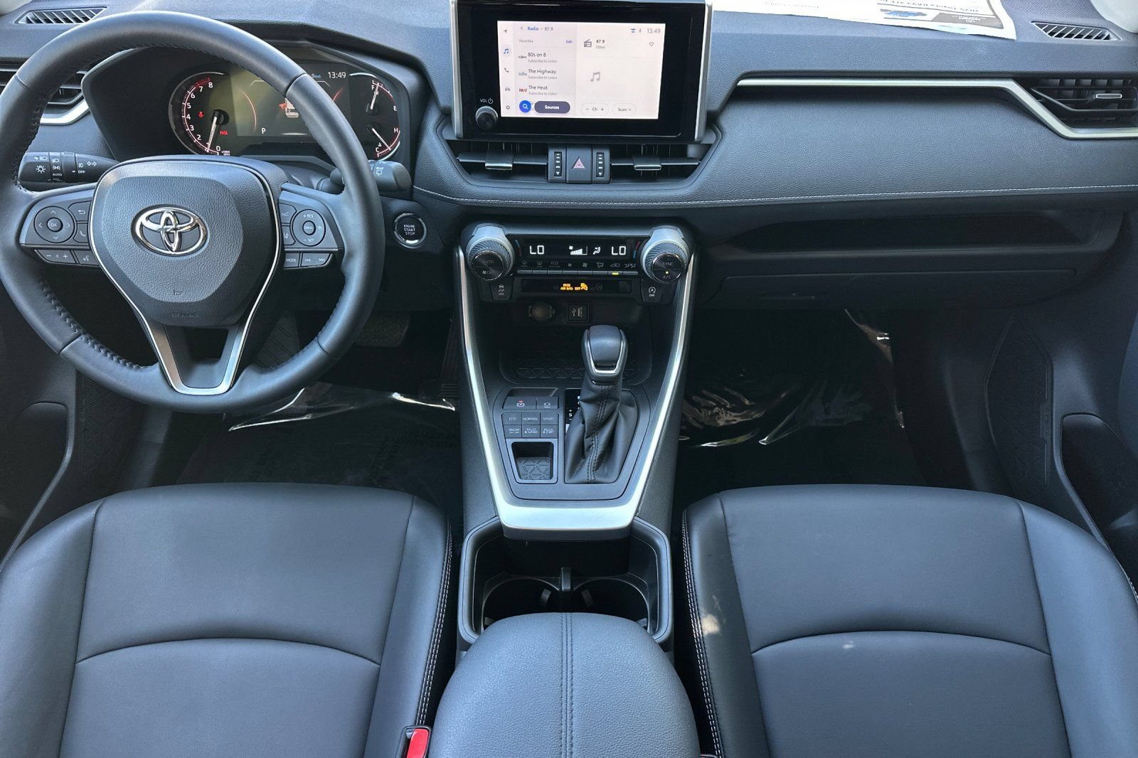 Used 2025 Toyota RAV4 XLE Premium AWD/4WD image 13
