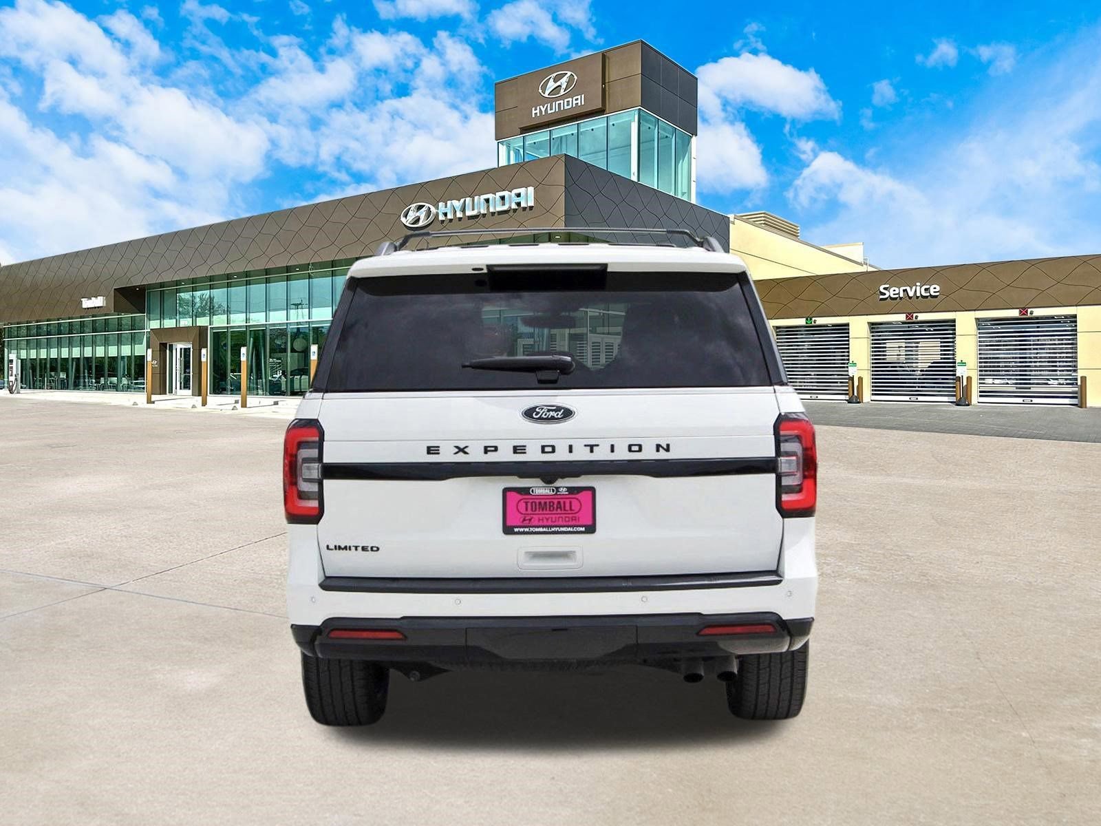 Used 2023 Ford Expedition Limited image 7