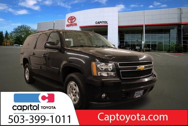 Used 2012 Chevrolet Suburban LT image 1