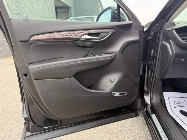 Used 2023 Buick Envision Avenir AWD/4WD image 17