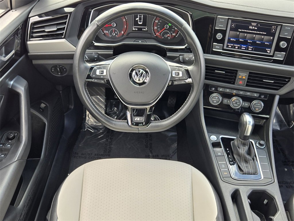 Certified 2020 Volkswagen Jetta R-Line image 14