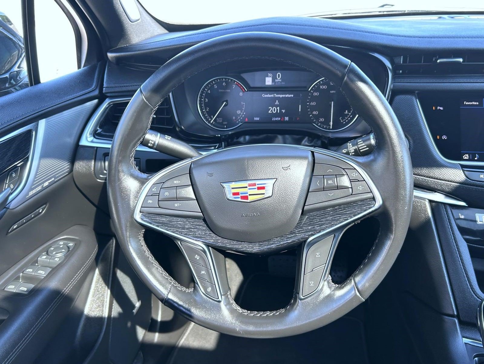 Certified 2023 Cadillac XT5 Premium Luxury AWD/4WD image 16