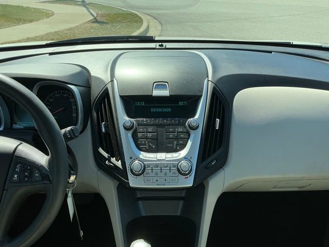 Used 2014 Chevrolet Equinox LS image 25