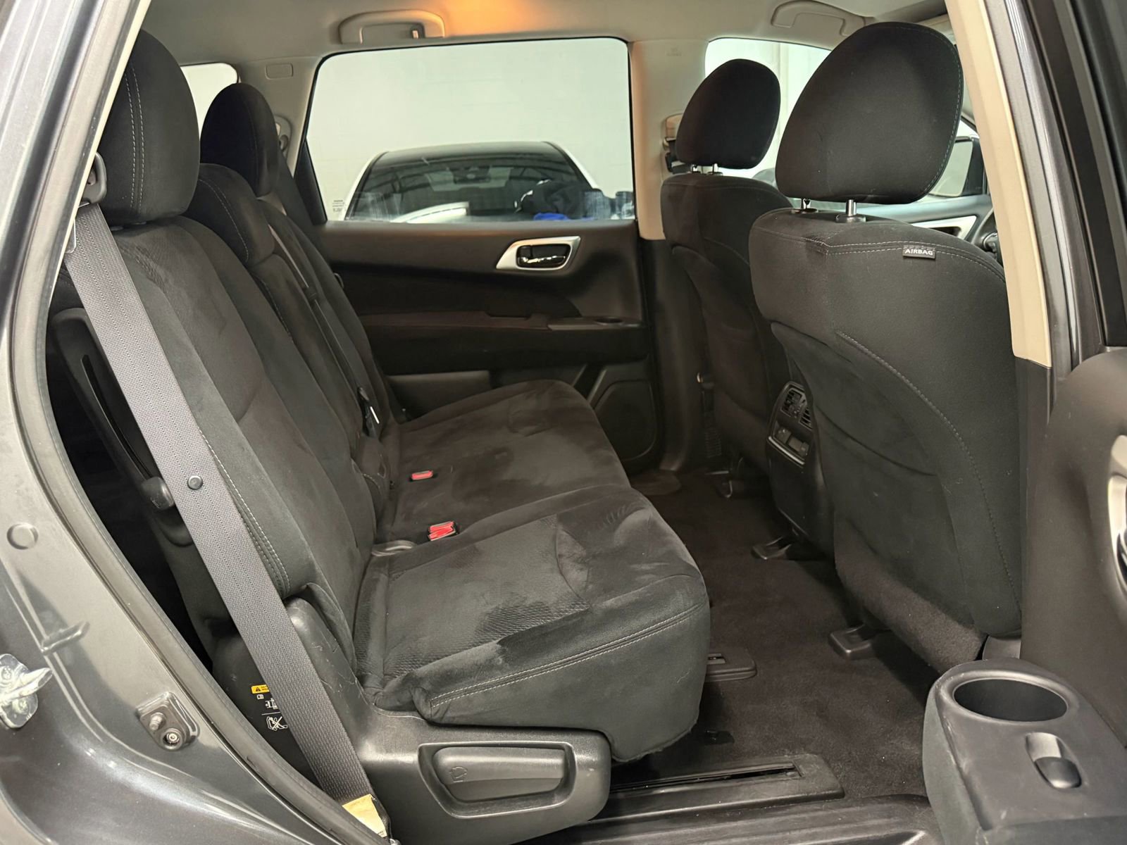 Used 2014 Nissan Pathfinder SV FWD image 24