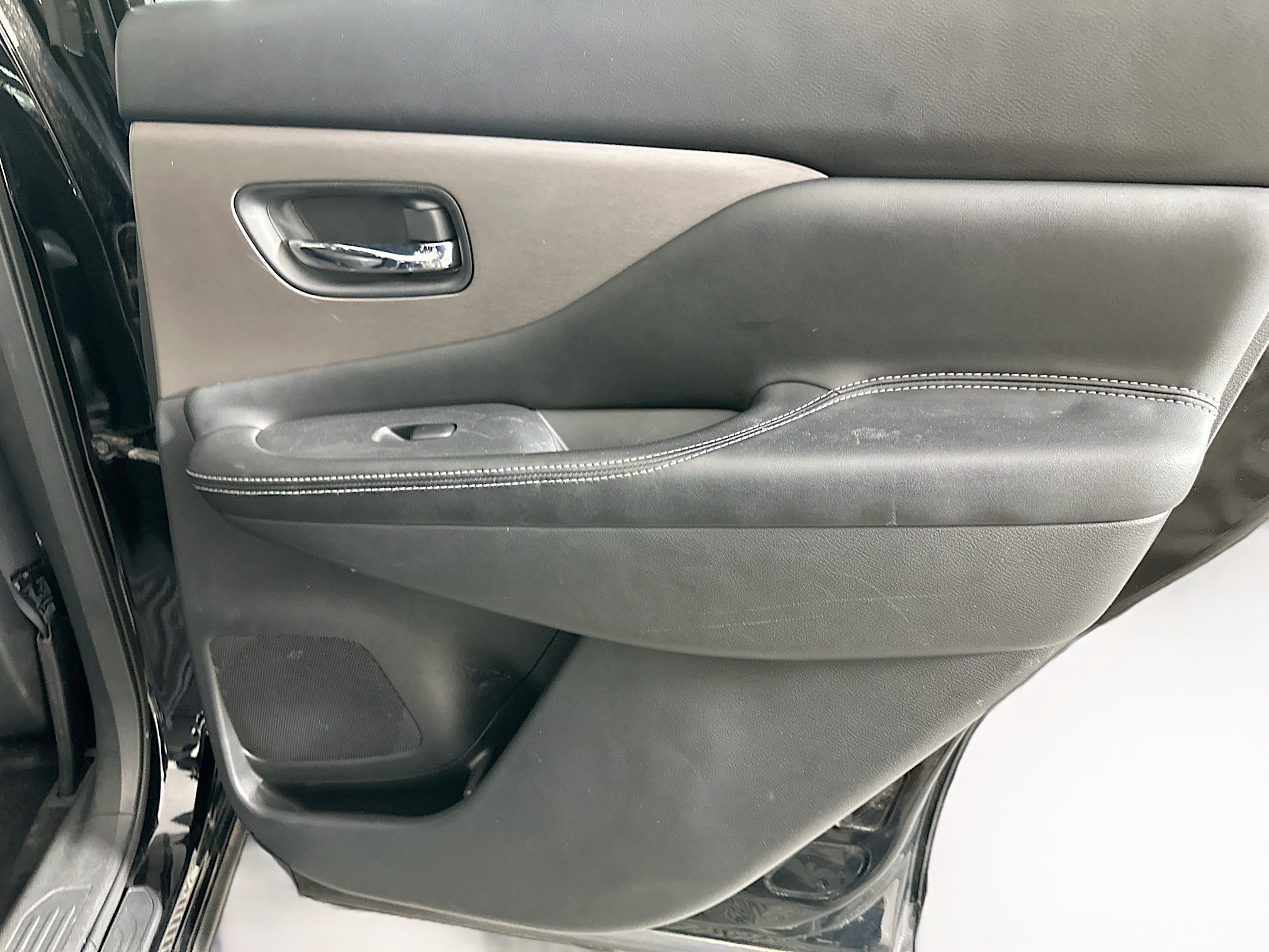 Used 2023 Nissan Murano SV image 28