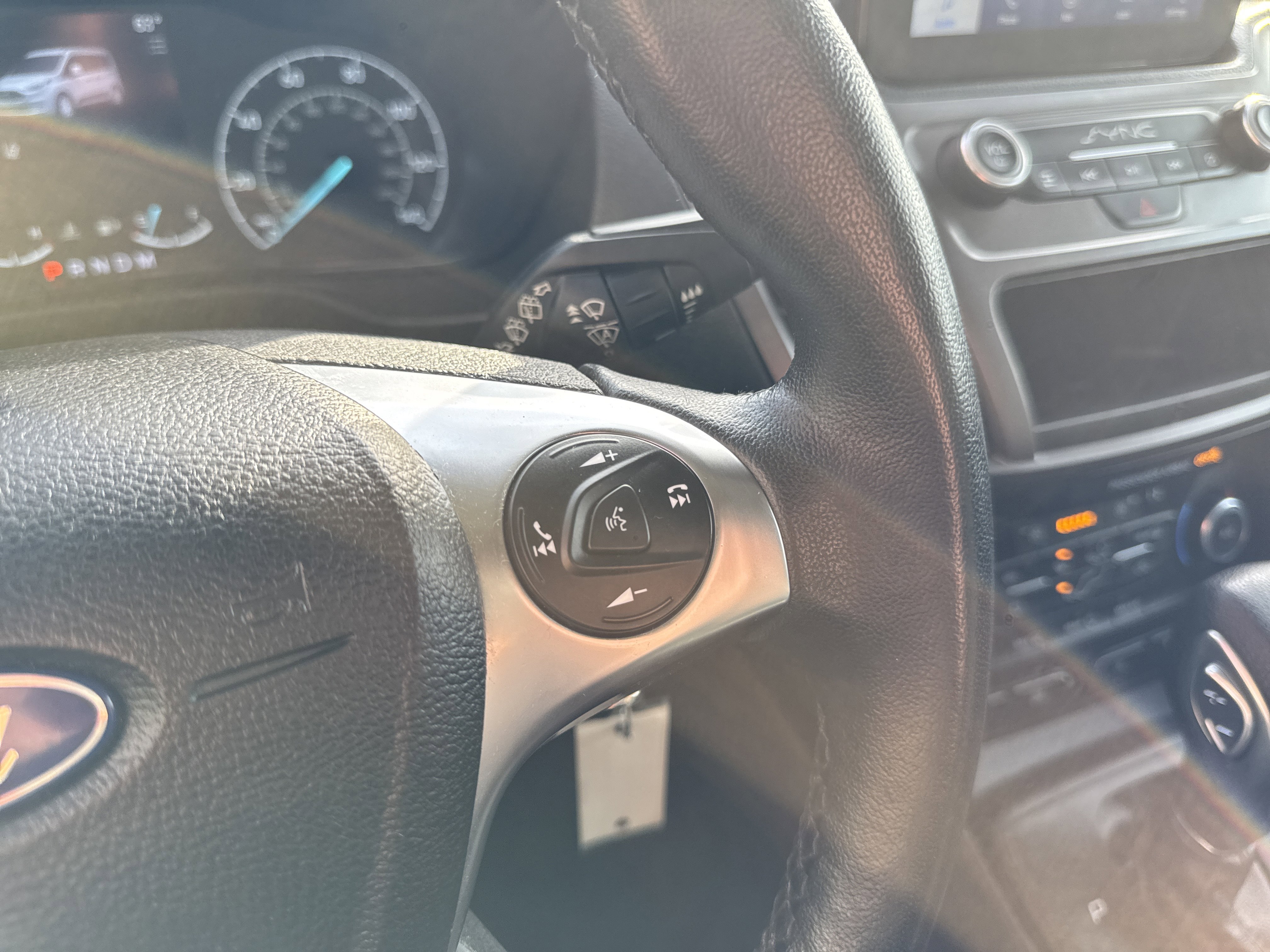 Used 2022 Ford Transit Connect XLT image 19