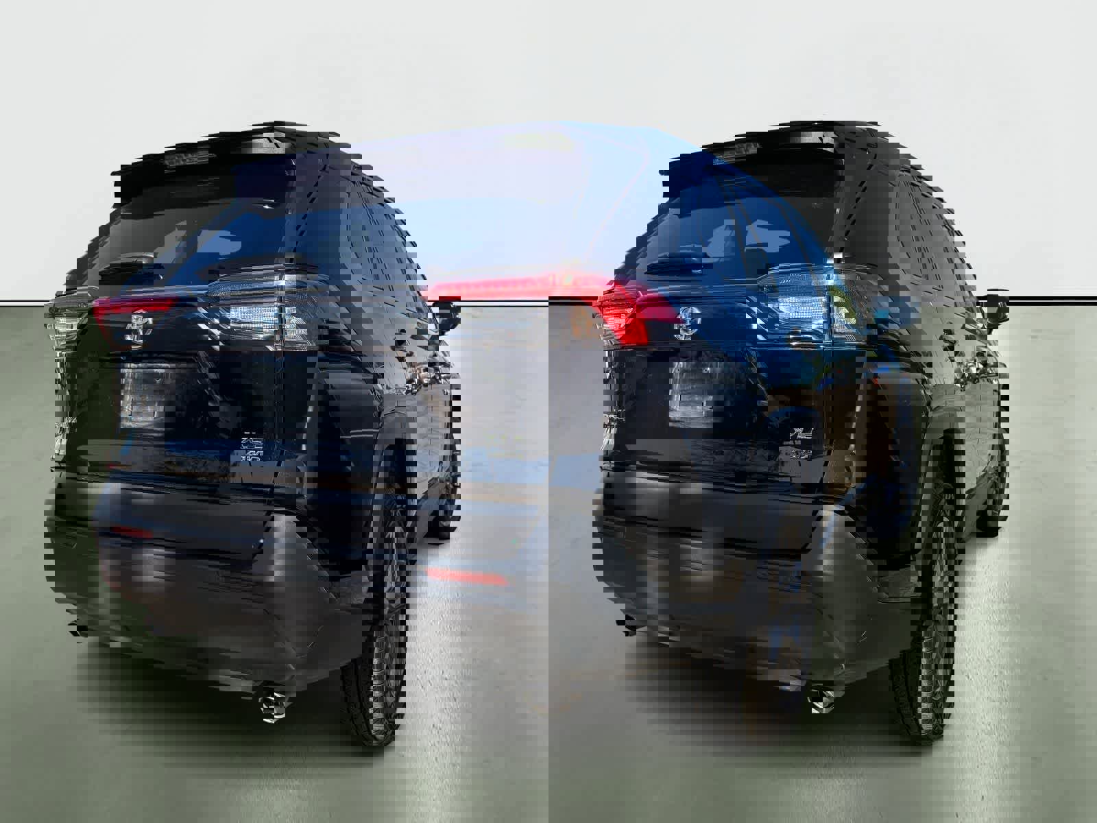 Certified 2025 Toyota RAV4 XLE image 4