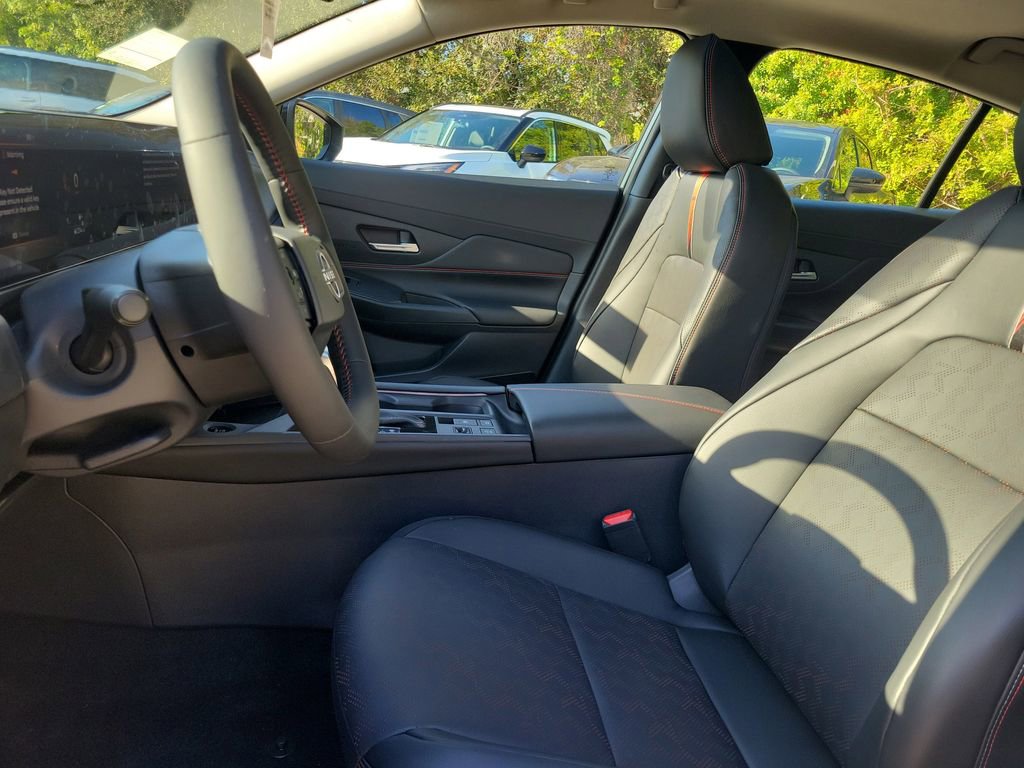 New 2026 Nissan Sentra SR w/ SR Premium Package FWD image 24