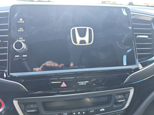 New 2026 Honda Ridgeline Black Edition image 17
