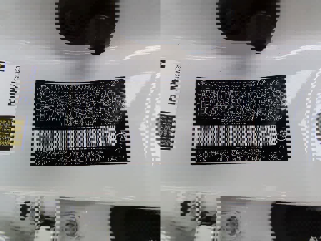 Used 2021 Toyota Corolla SE w/ Carpet Mat Package (TMS) image 25