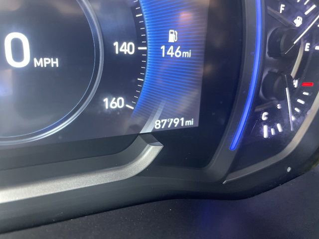 Used 2019 Hyundai Santa Fe SEL image 12