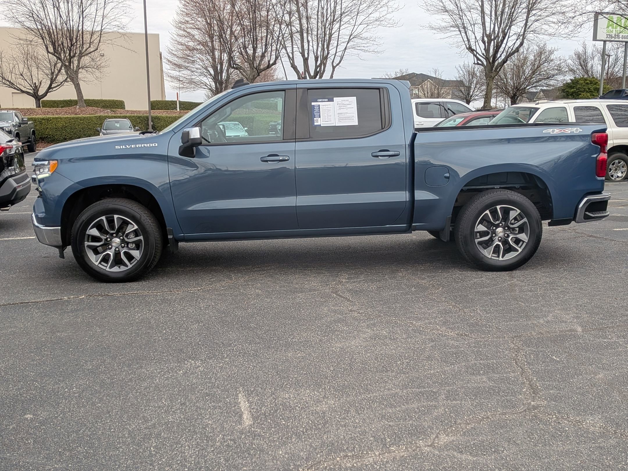 Used 2024 Chevrolet Silverado 1500 LT image 6