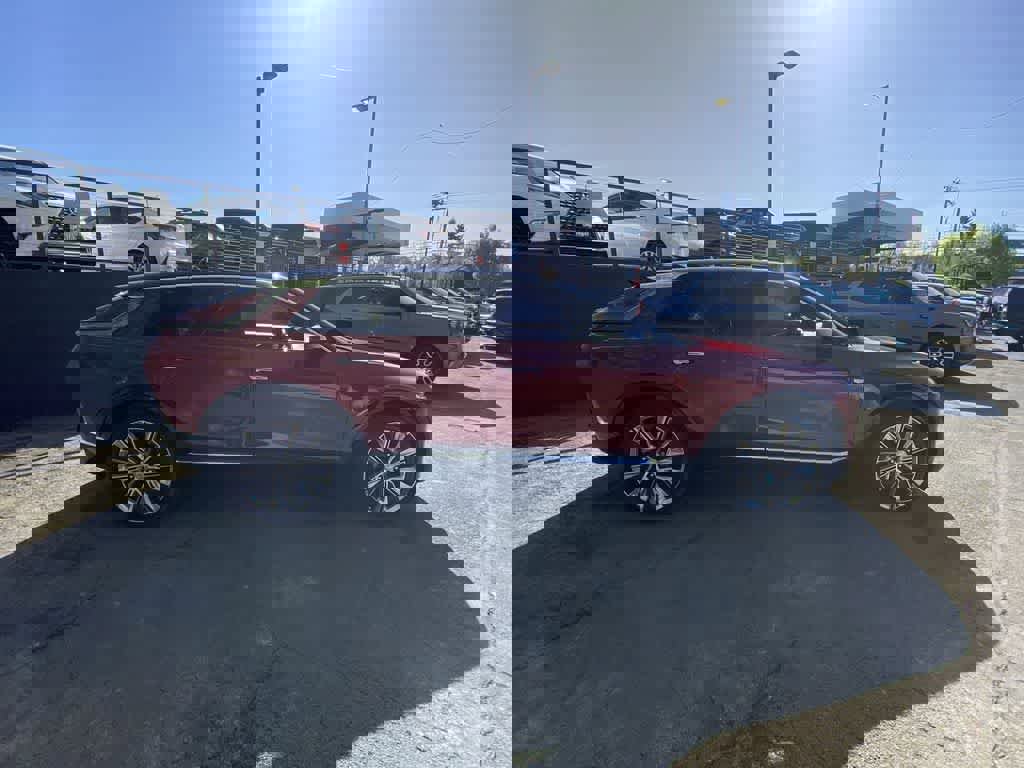 Certified 2025 Cadillac Lyriq Luxury w/ Nappa Leather Package AWD/4WD image 7