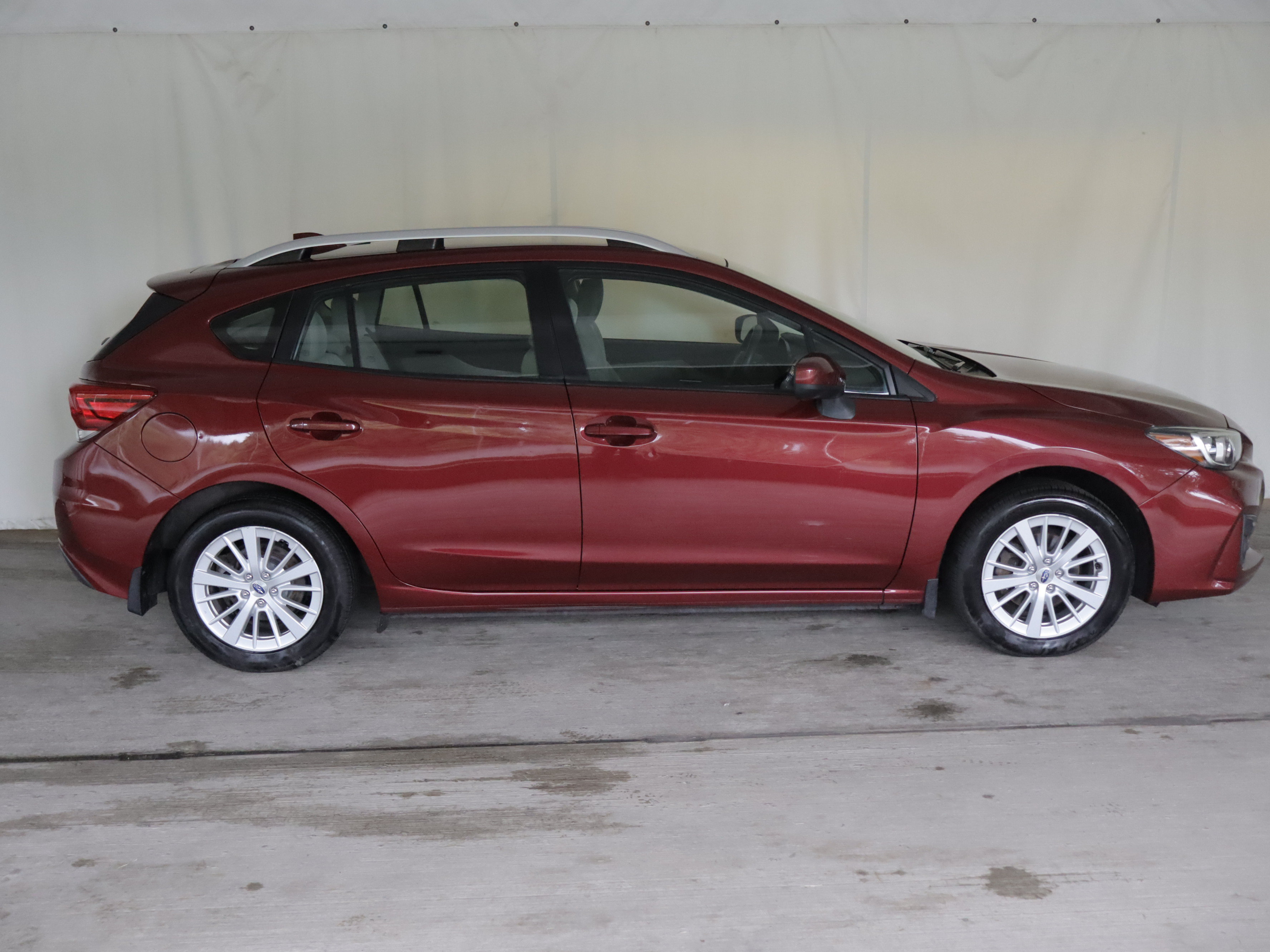 Used 2017 Subaru Impreza 2.0i Premium AWD/4WD image 4