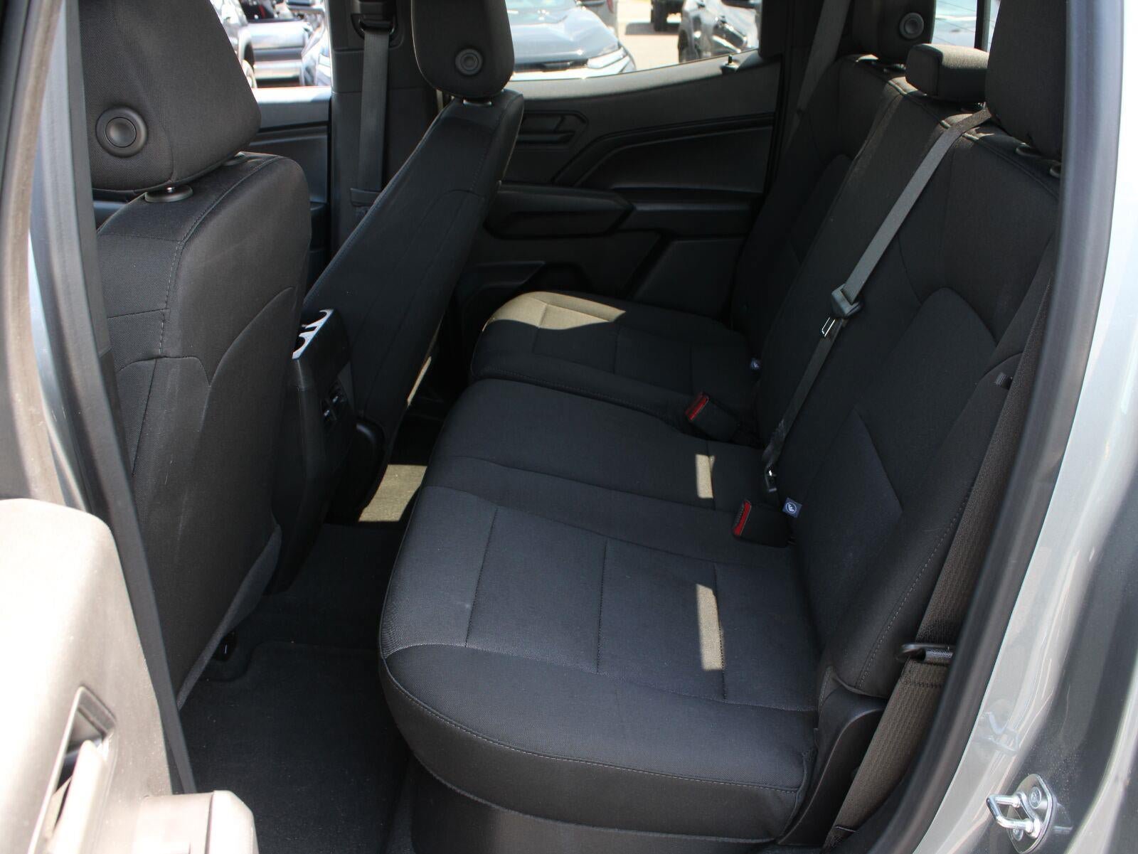 Used 2024 Chevrolet Colorado Trail Boss w/ Advanced Trailering Package AWD/4WD image 15