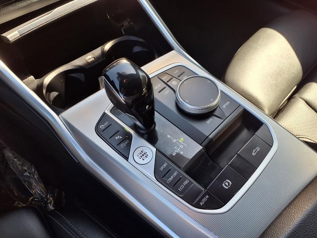 Used 2022 BMW 430i xDrive Convertible w/ Convenience Package AWD/4WD image 20