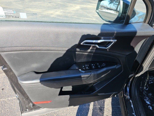 Used 2023 Kia Sportage EX image 20