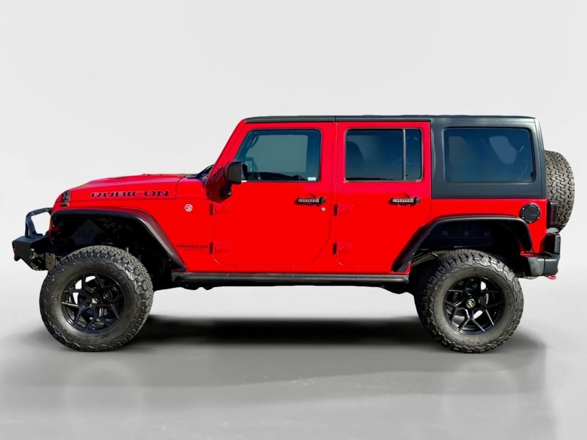 Used 2016 Jeep Wrangler Unlimited Rubicon image 2