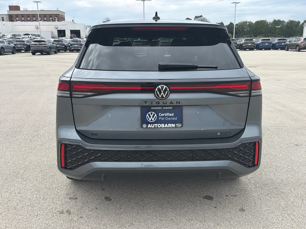 Certified 2026 Volkswagen Tiguan SE R-Line AWD/4WD image 5