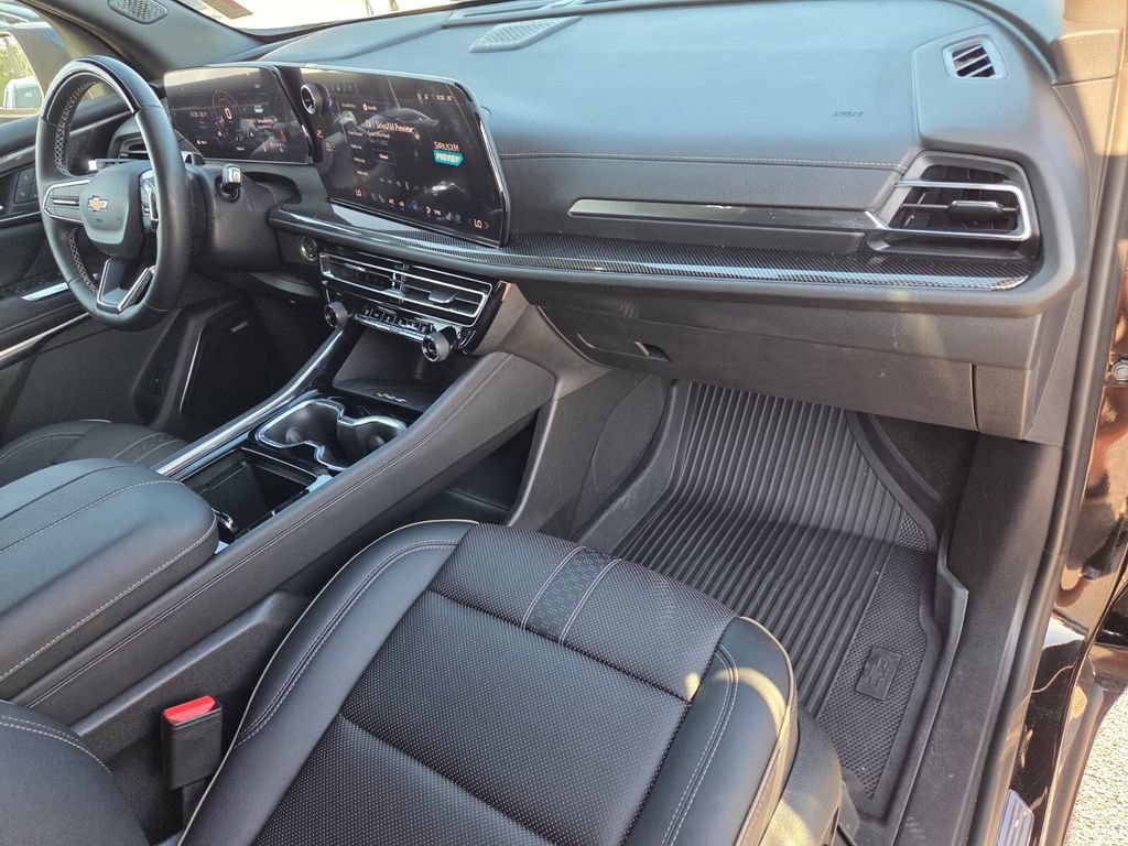 Used 2026 Chevrolet Traverse High Country w/ LPO, Floor Liner Package FWD image 20