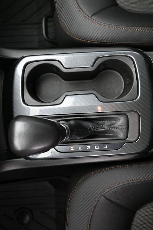 Used 2022 GMC Canyon AT4 image 18