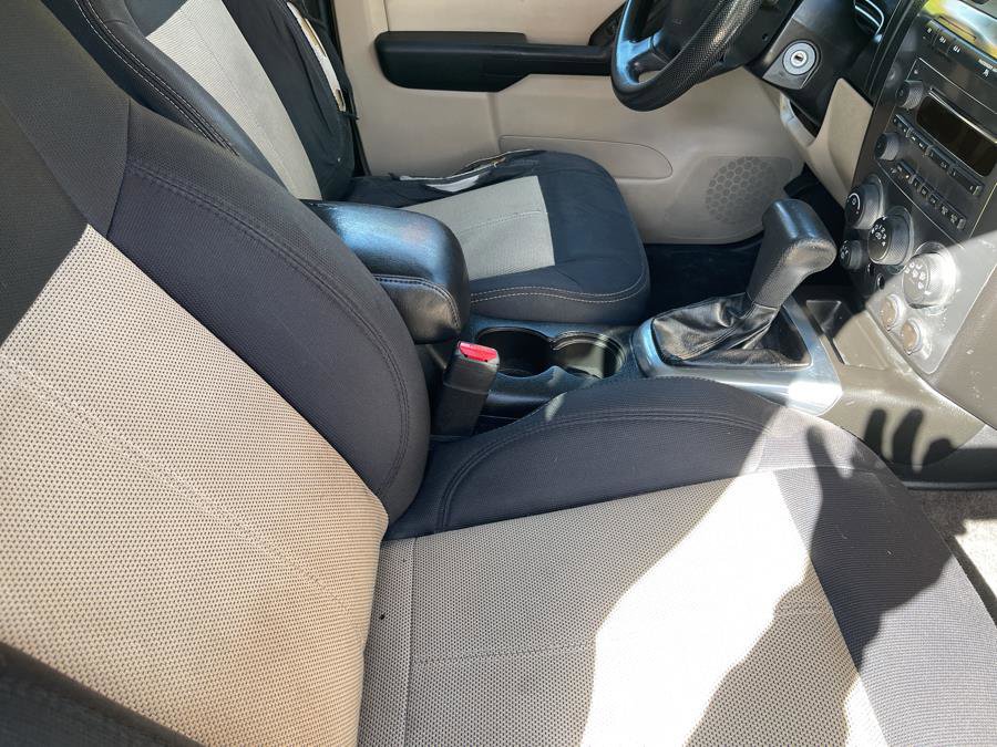 Used 2008 HUMMER H3 Luxury w/ Chrome Appearance Package image 10