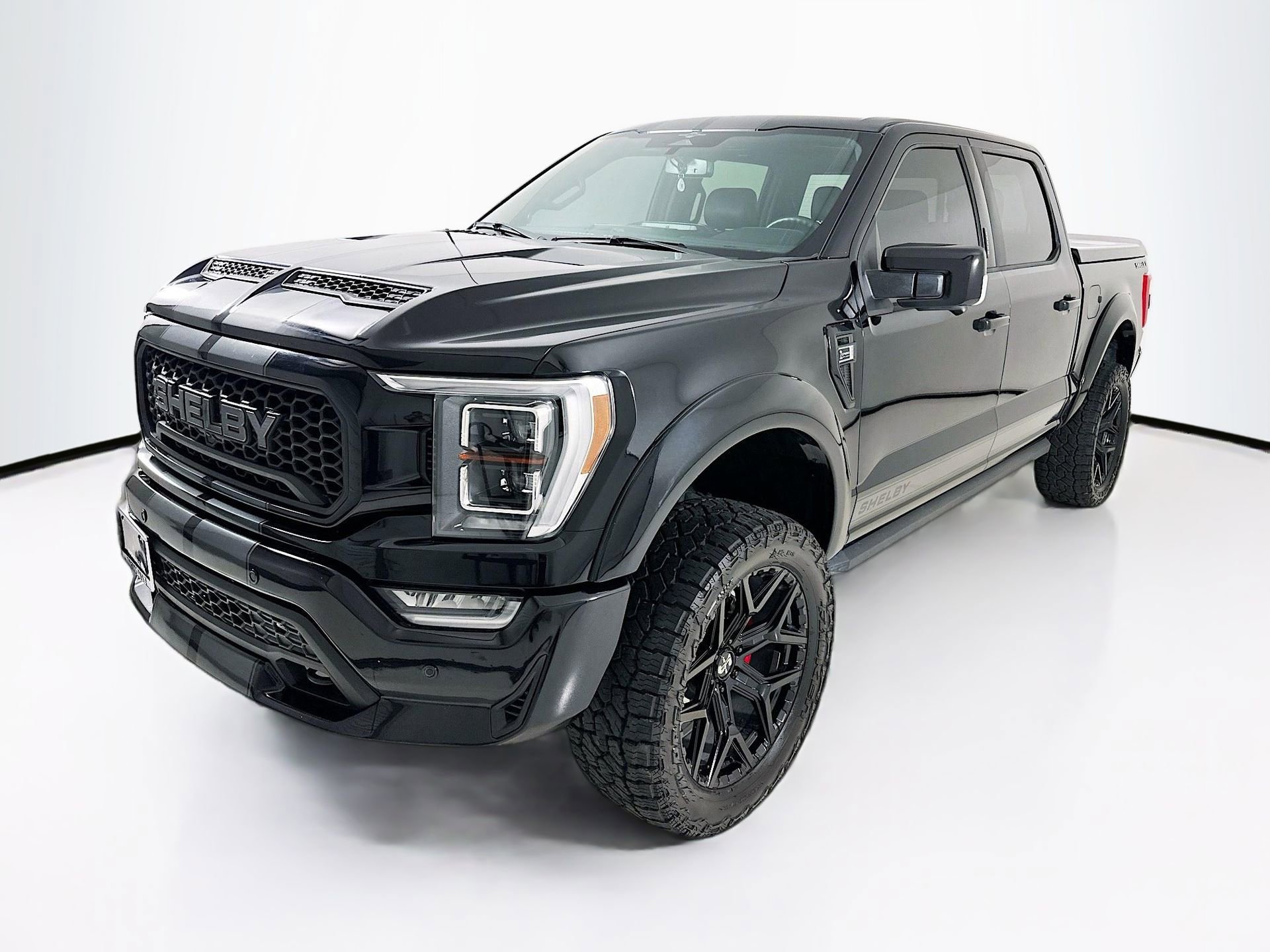 Used 2023 Ford F150 Lariat w/ Equipment Group 502A High image 3