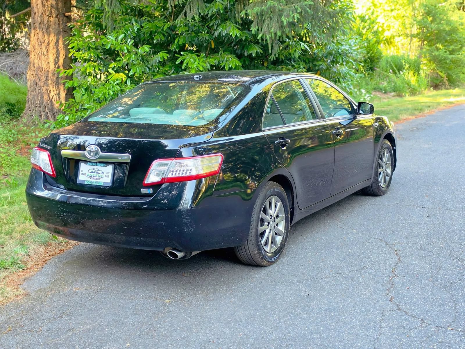 Used 2010 Toyota Camry Hybrid FWD image 5