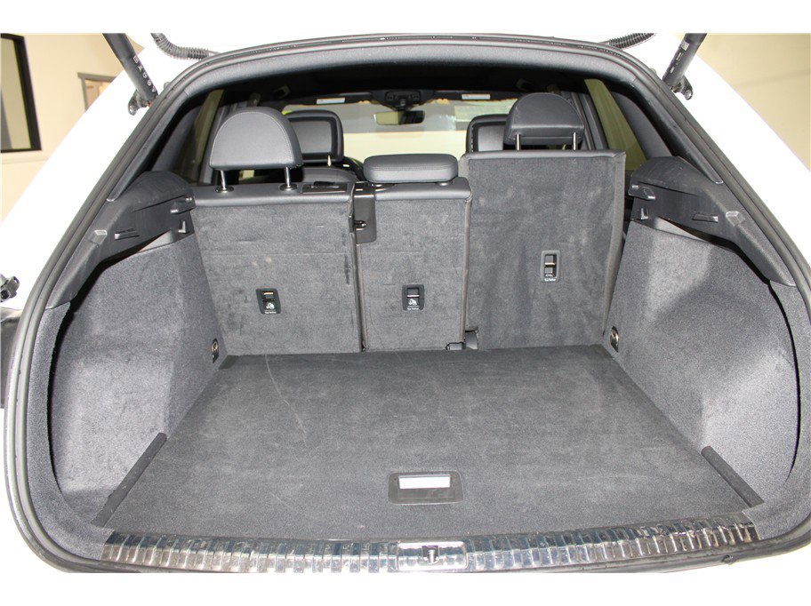 Used 2024 Audi Q3 2.0T Premium image 21