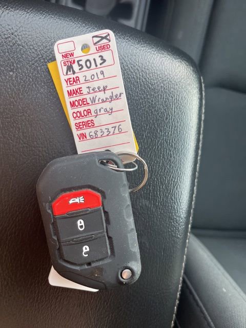 Used 2019 Jeep Wrangler Unlimited Sahara image 53