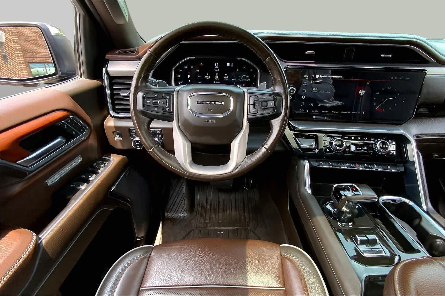 Used 2022 GMC Sierra 1500 Denali AWD/4WD image 6