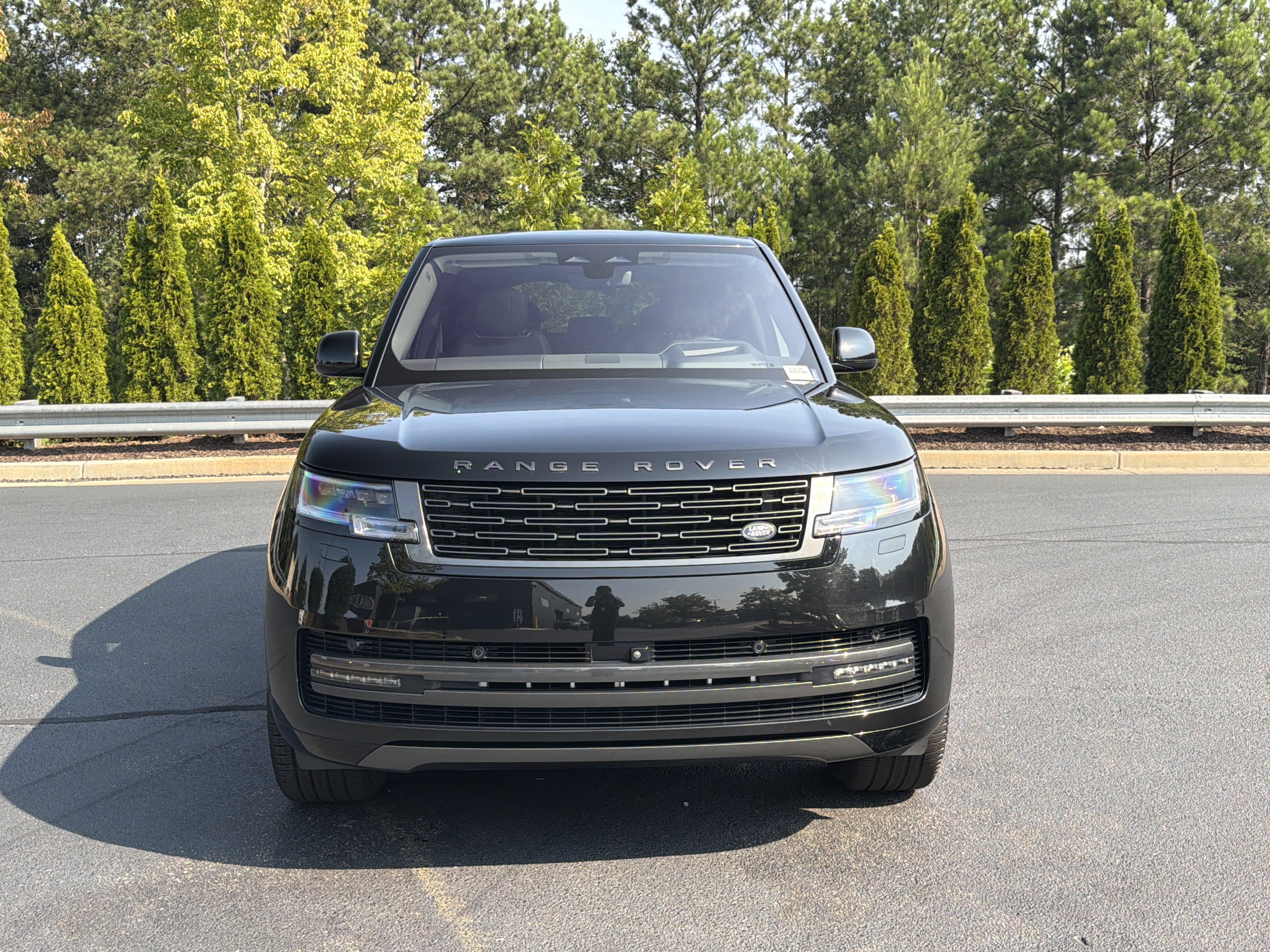 Used 2023 Land Rover Range Rover Long Wheelbase First Edition AWD/4WD image 13