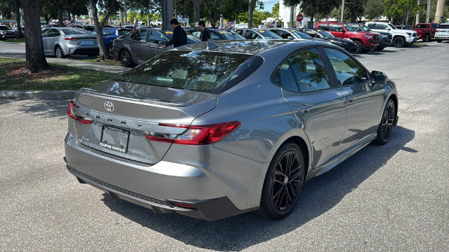 Used 2026 Toyota Camry SE FWD image 10