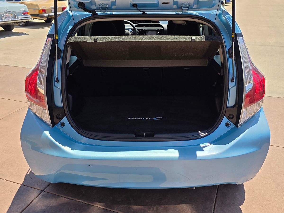 Used 2015 Toyota Prius C Three FWD image 19