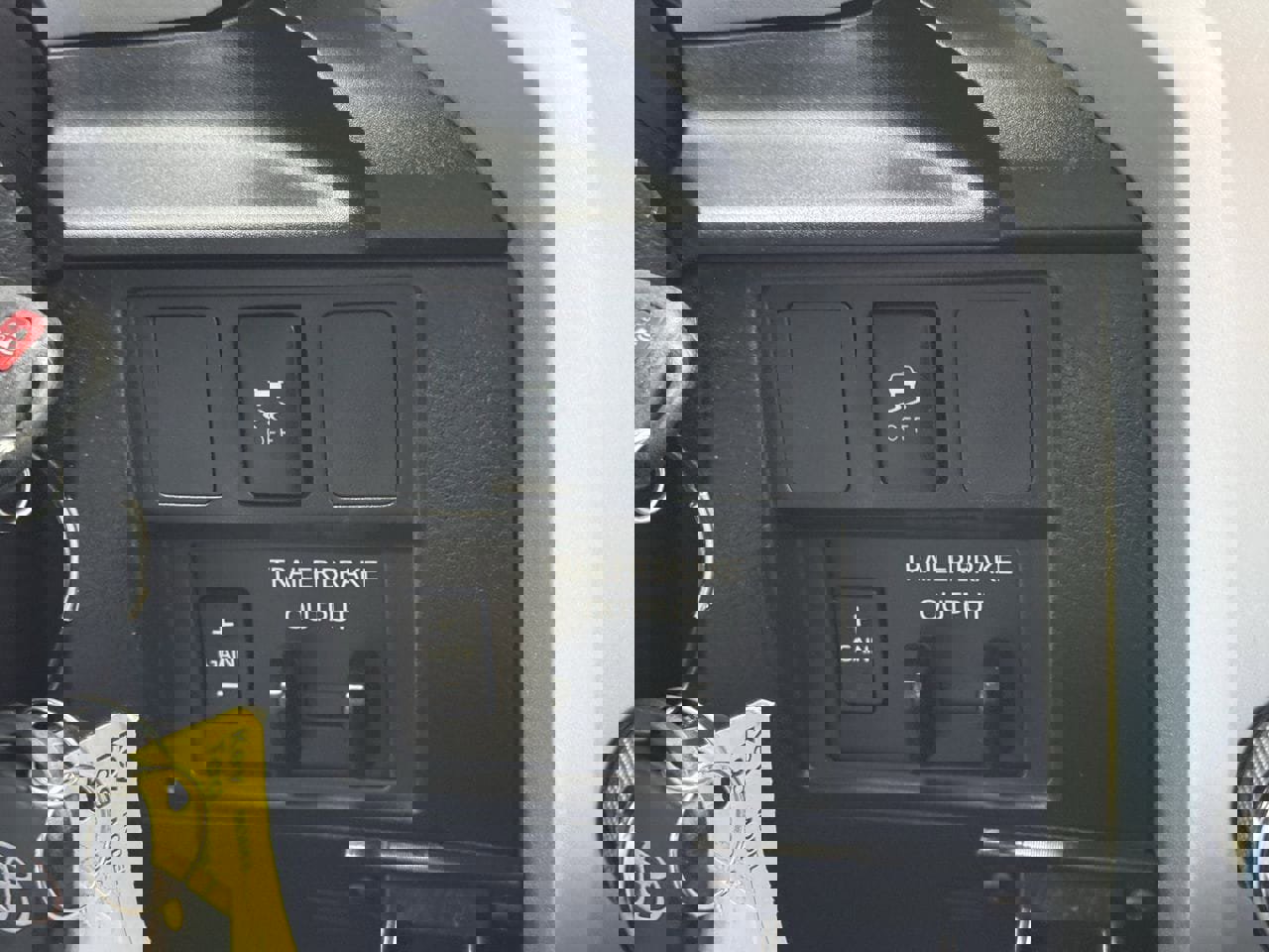 Used 2019 Toyota Tundra SR5 w/ TRD Off Road Package image 23