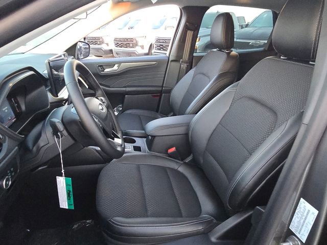 New 2025 Ford Escape SE image 6