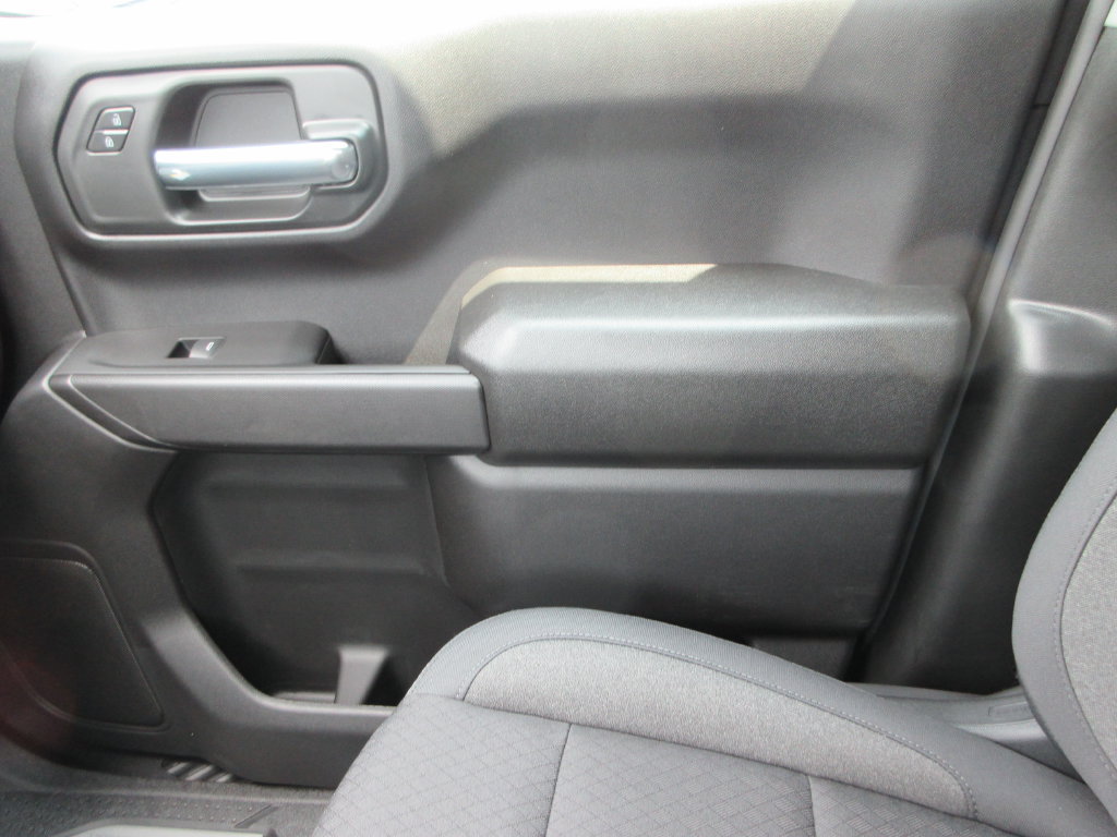 New 2026 Chevrolet Silverado 1500 Custom w/ Turbomax Blackout Package AWD/4WD image 33