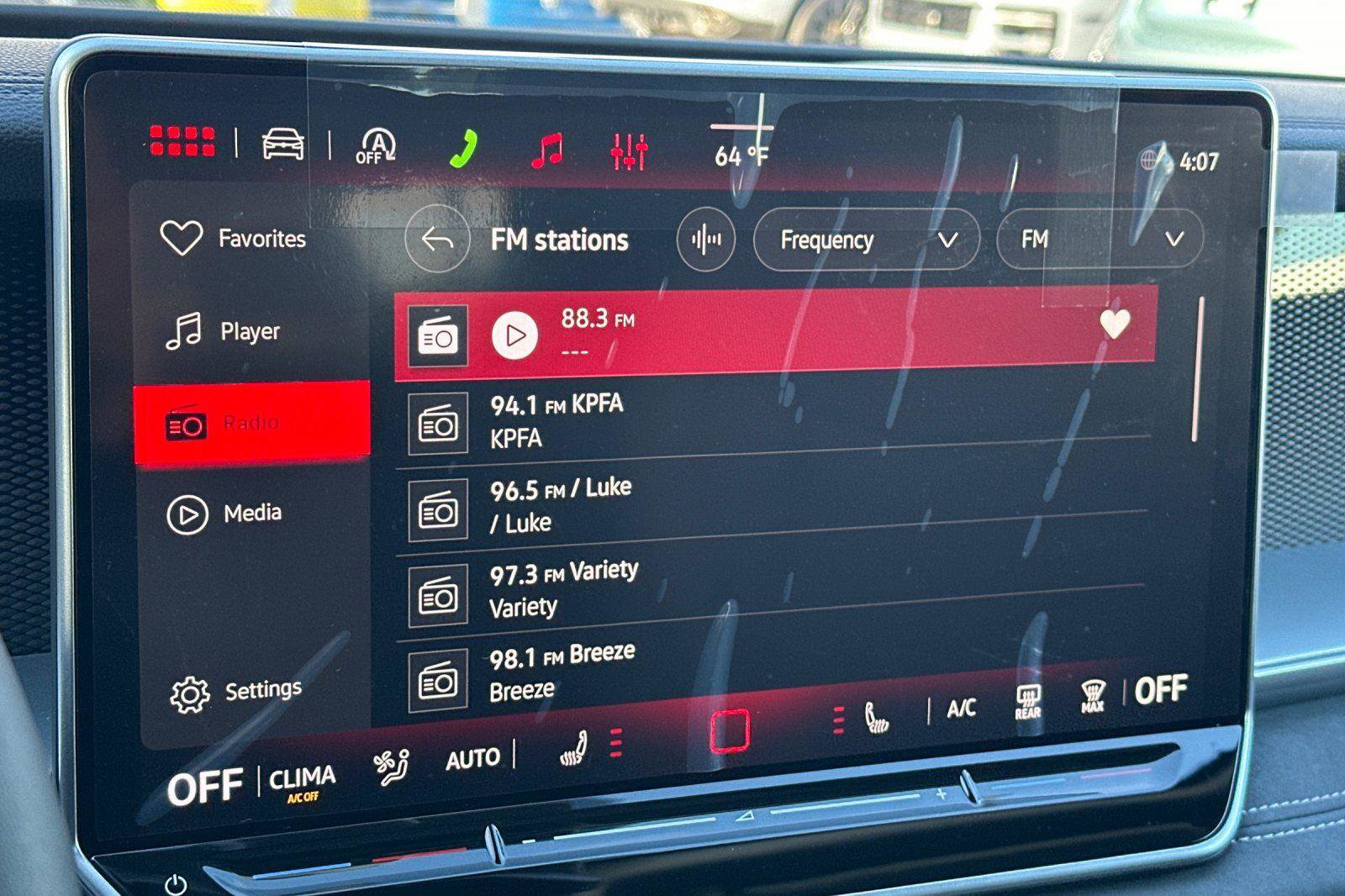 New 2026 Volkswagen Tiguan SE image 17